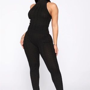 ✨You Know Who Black Sweater Set✨